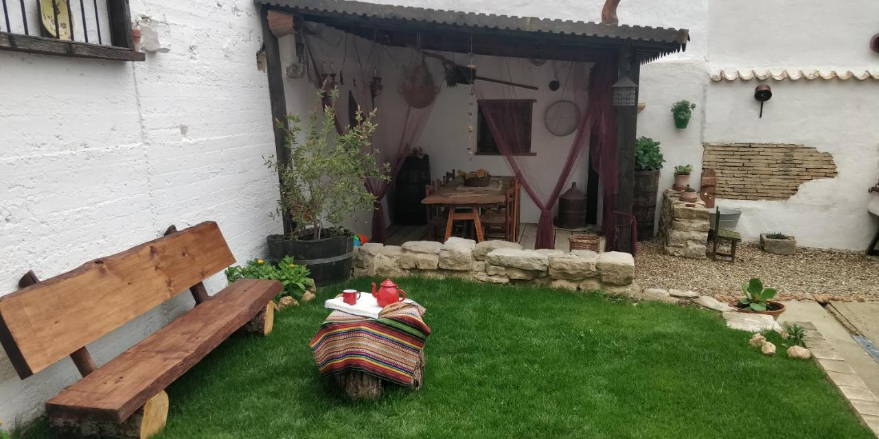 La Mimosa Vila Carcastillo Exterior foto