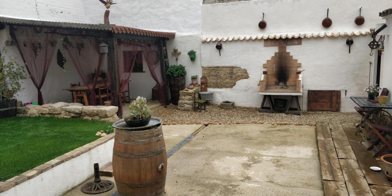 La Mimosa Vila Carcastillo Exterior foto